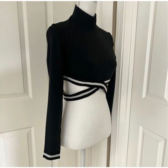 Michi APEX RIBBED LONG SLEEVE TOP Black Medium - Picture 4 of 12